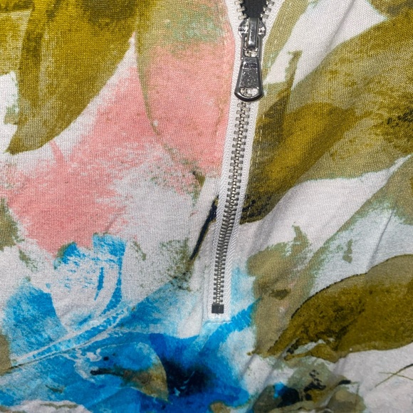 Very nice pull over zip Cynthia Rowley Floral spring top size 1x Washable - Picture 4 of 4